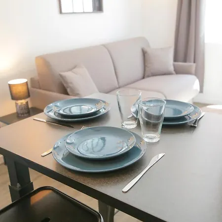 Appartement Le Rétro, T2 hypercentre chic et cosy, Wifi par SOVALFI à Saint-Etienne  Extérieur photo