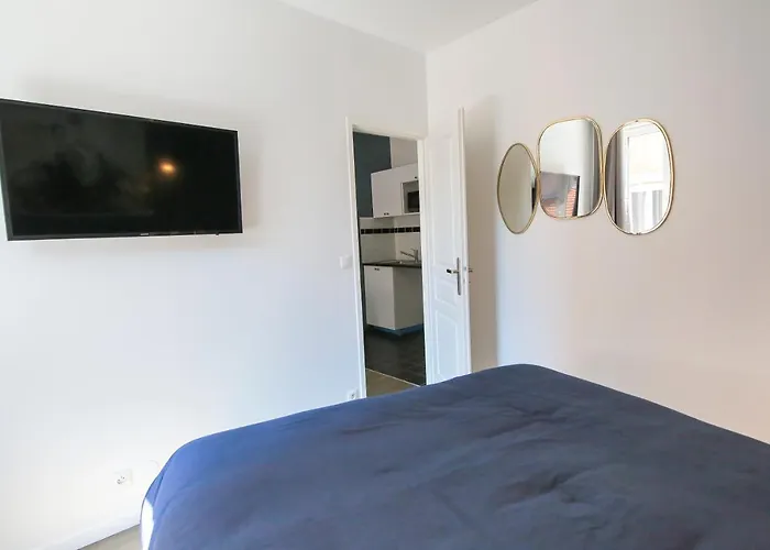 Le Rétro, T2 hypercentre chic et cosy, Wifi par SOVALFI